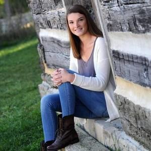 Meet your Posher, Isabelle